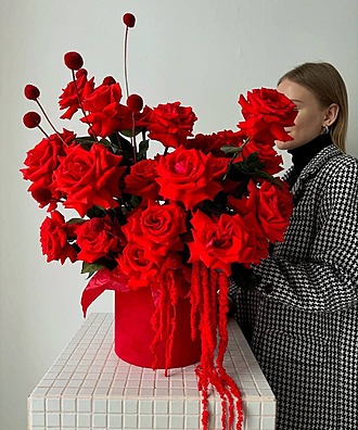 "АЛЫЙ ШТРИХ"