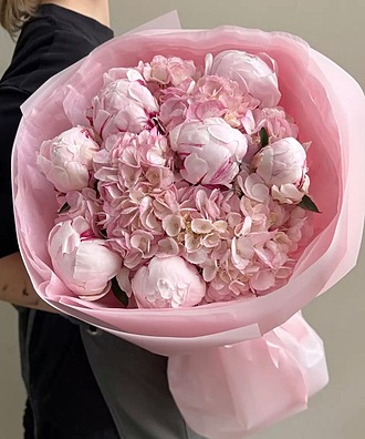 "СКАЗКА ЛЕПЕСТКОВ"